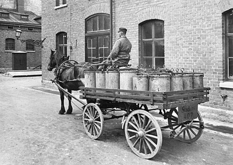 Latrinvagn 1900.jpg