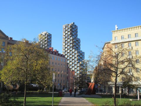 Norra tornen, vy från Vanadisplan, Vasastaden, oktober 2022b.jpg