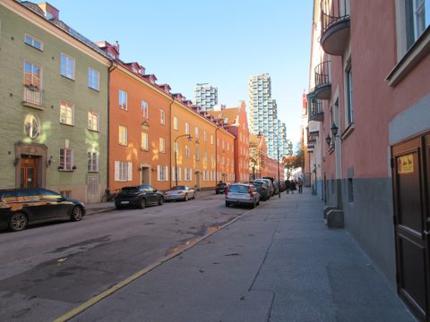 Norra tornen, vy från Falugatan norrut, oktober 2022b.jpg