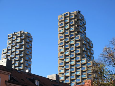 Norra tornen, vy från Hedemoratäppan, oktober 2022f.jpg