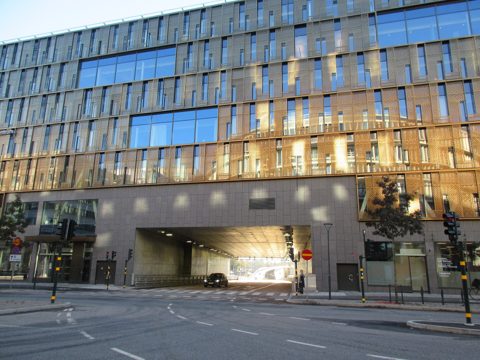 Kvarteret Molekylen, Solnavägen 3, Hagastaden, oktober 2022c.jpg