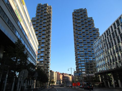 Norra tornen, Brf Innovationen (östra tornet) till vänster och Brf Helix (västra tornet) till höger, oktober 2022e.jpg