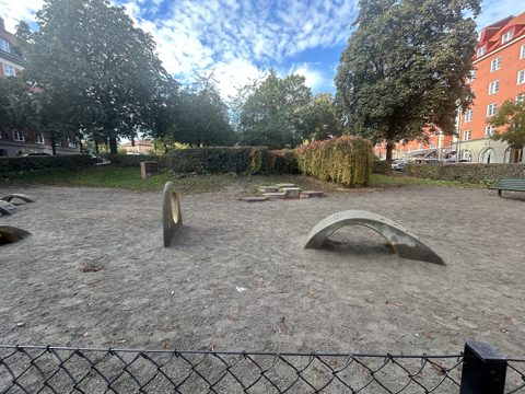 Solvändashundrastgård 05.jpg