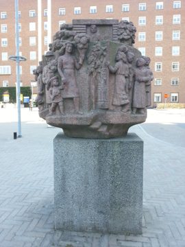 Vid sjukhusets grindar - Edvin Öhrström, 2.jpg