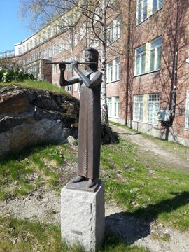 Flöjtspelerska - Thomas Qvarsebo, 3.jpg