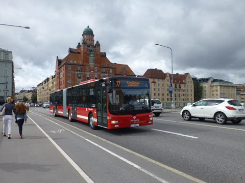 SL bus line 77 on Sankt Eriksbron.JPG