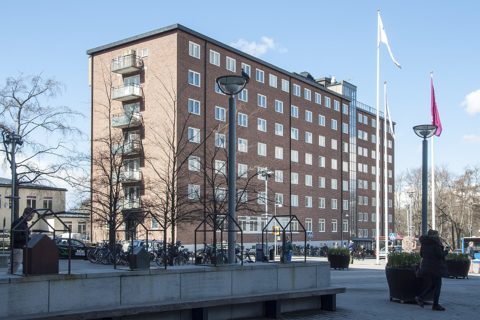 Karolinska Solna, administrationsbyggnader 02.jpg