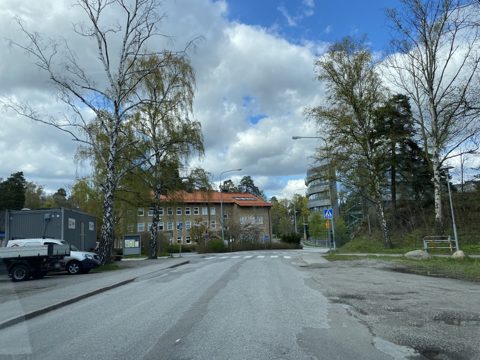 Near Tomtebodavägen · 2020-05-02