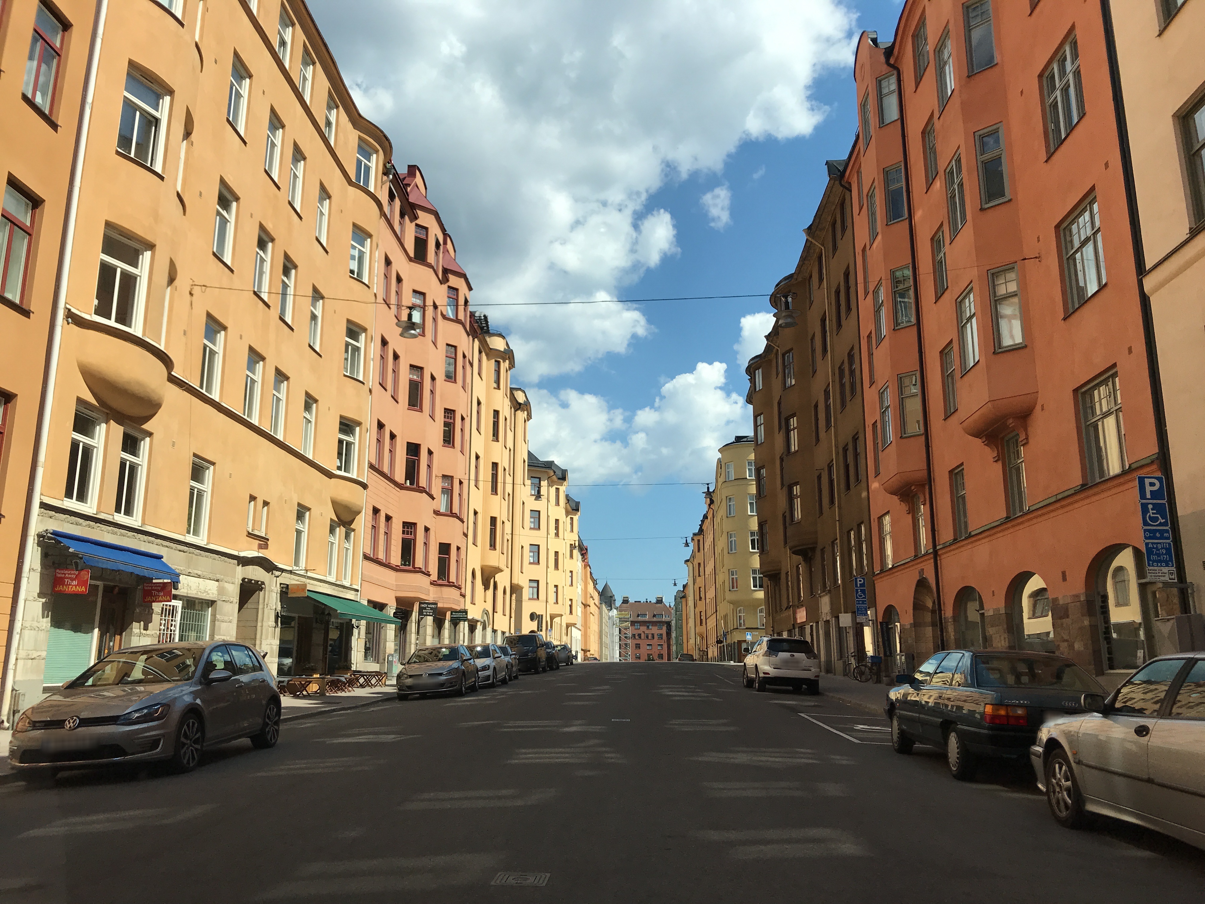 Near Tomtebogatan · 2018-07-15